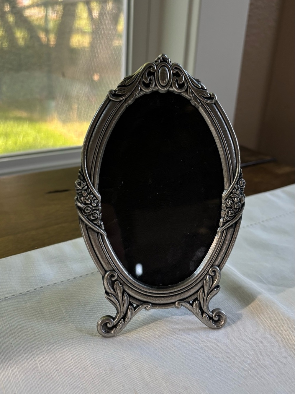 Ornate Oval Decorative Frame in Antique Silver